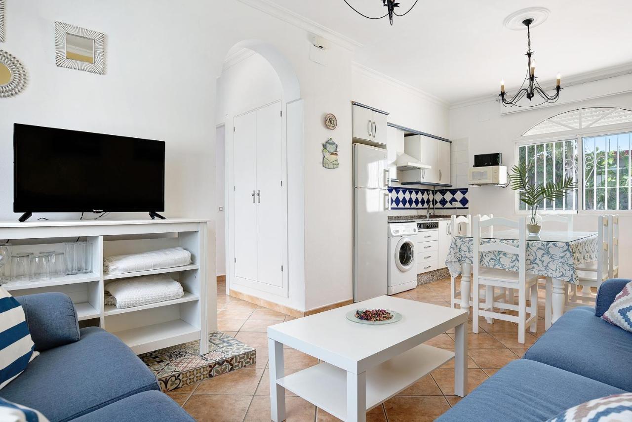 קוניל דה לה פרונטרה Chalet Fuente3 Piscina Comun Famila מראה חיצוני תמונה