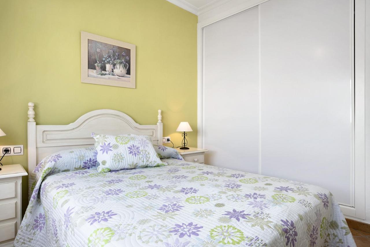 קוניל דה לה פרונטרה Chalet Fuente3 Piscina Comun Famila מראה חיצוני תמונה