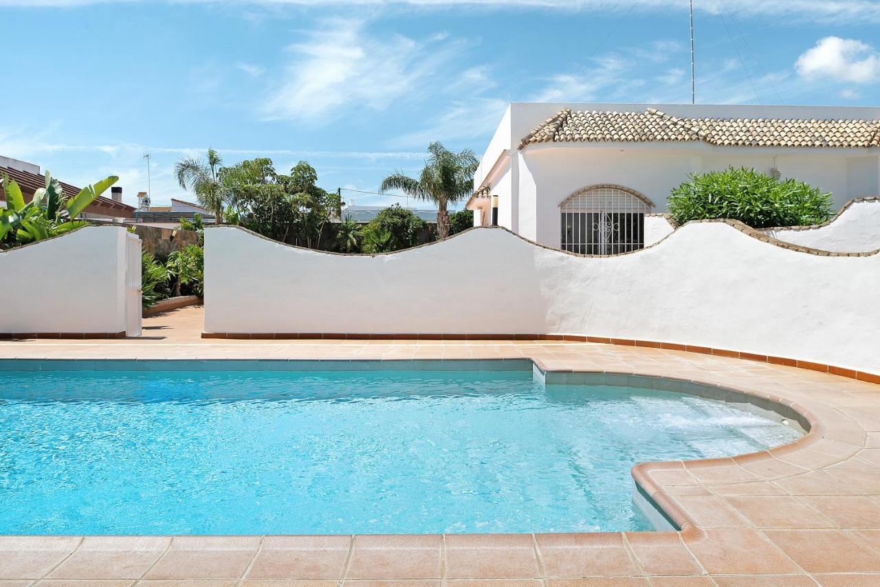 קוניל דה לה פרונטרה Chalet Fuente3 Piscina Comun Famila מראה חיצוני תמונה